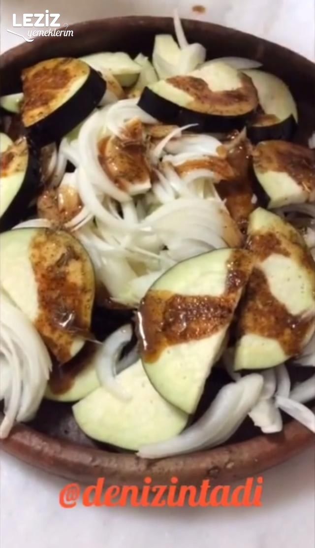 Güveçte Patlıcanlı Tavuk Budu