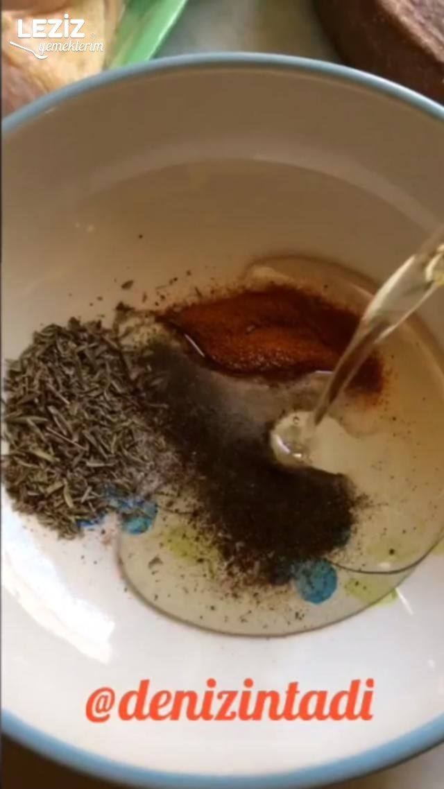 Güveçte Patlıcanlı Tavuk Budu