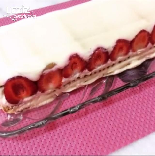 Çilekli Pasta Yapımı Leziz Yemeklerim