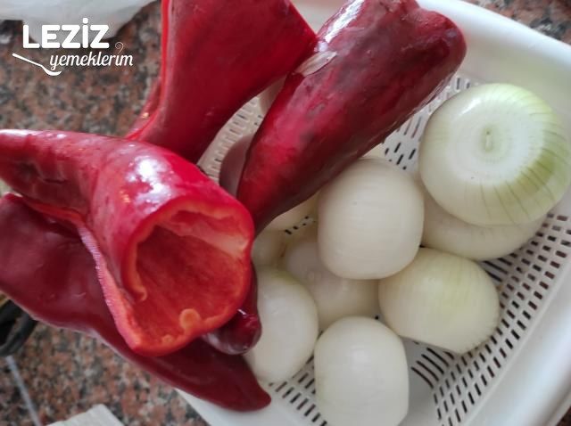 Evde Lahmacun İçi Nasıl Yapılır