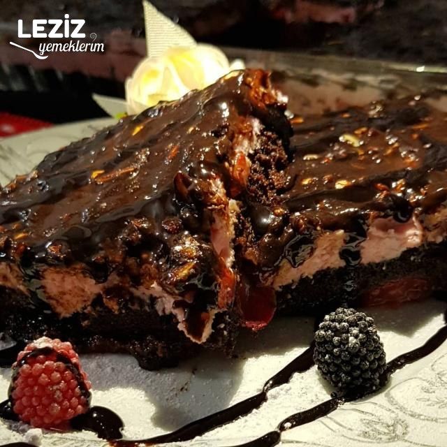 Çilek Rüyası Pastası Tarifi