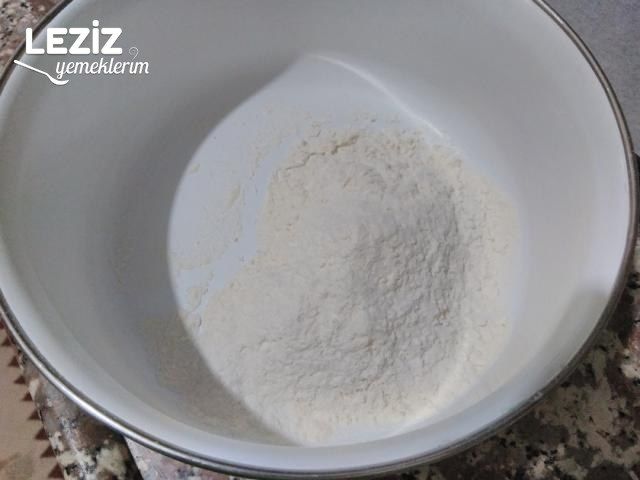 Patatesli Sirkeli Çıtır Börek