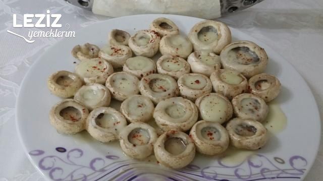 5 Dakikada Kaşarlı Mantar Tarifi (Mikrodalgada)