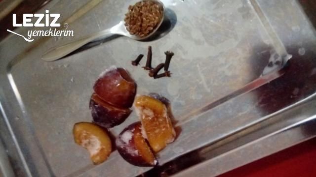 Kışın En Faydalı İçeceği Ihlamur