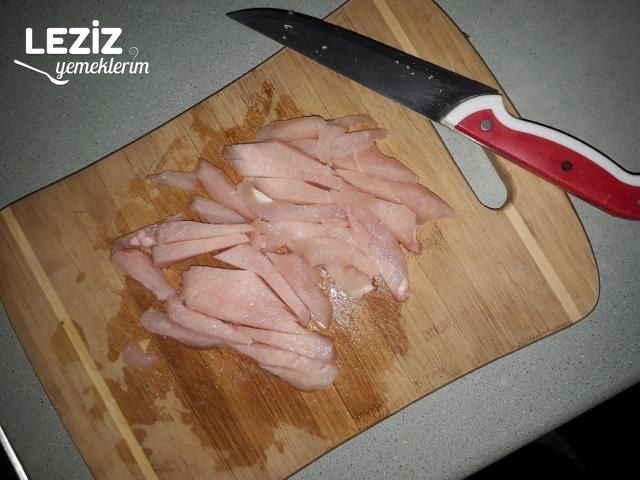 Tavuklu Mantarlı Kremalı Penne