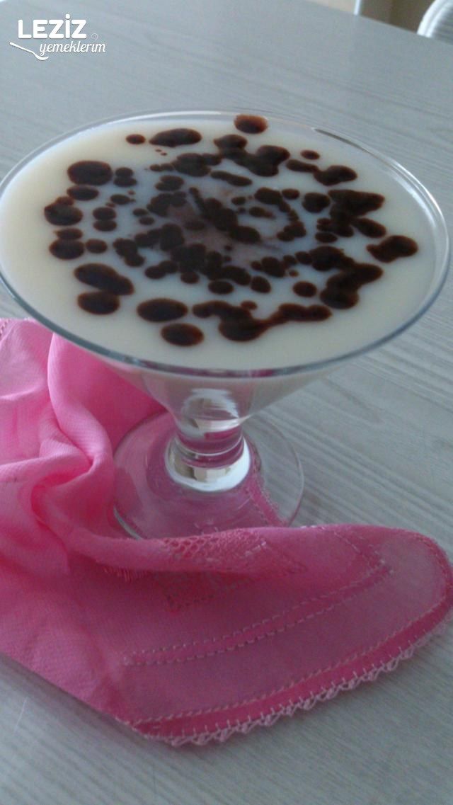 İki Renkli Muhallebi