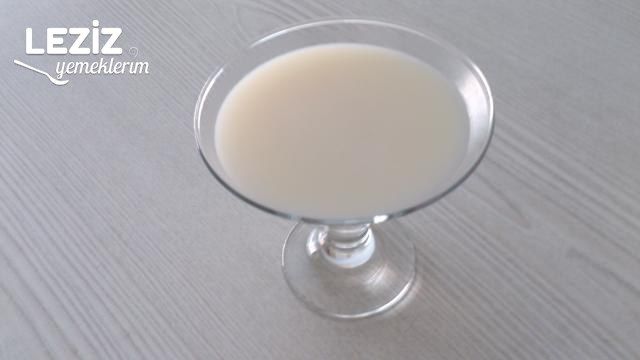 İki Renkli Muhallebi