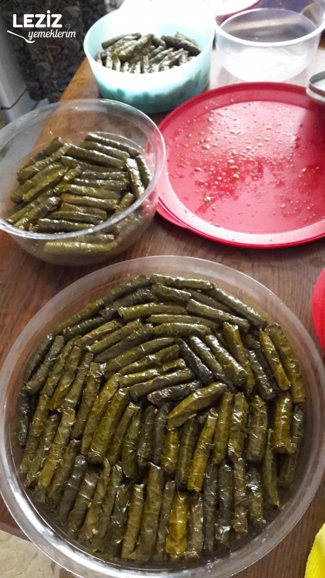 Pişmeyen İç Harçtan Zeytinyağlı Sarma (Tüm Aşamalarla)