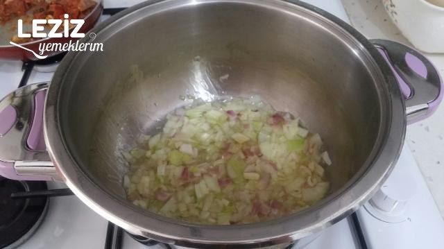 Pancar Sapı Kavurması Tarifi