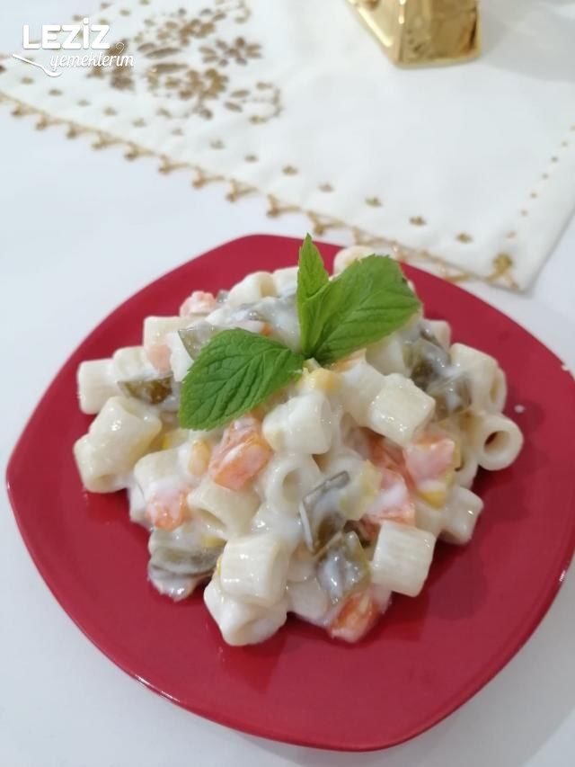 Makarna Salatası Tarifi (Yoğurtlu Mayonezli)