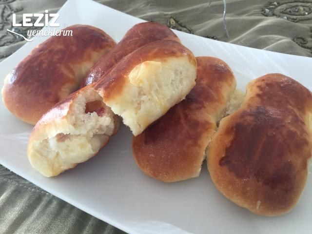 Yumuşacık Kolay Poğaça Kaşarlı Ve De Sucuklu