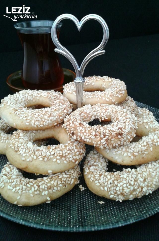 Kandil Simidi Tarifi (Az Malzemeli)