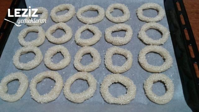 Kandil Simidi Tarifi (Az Malzemeli)