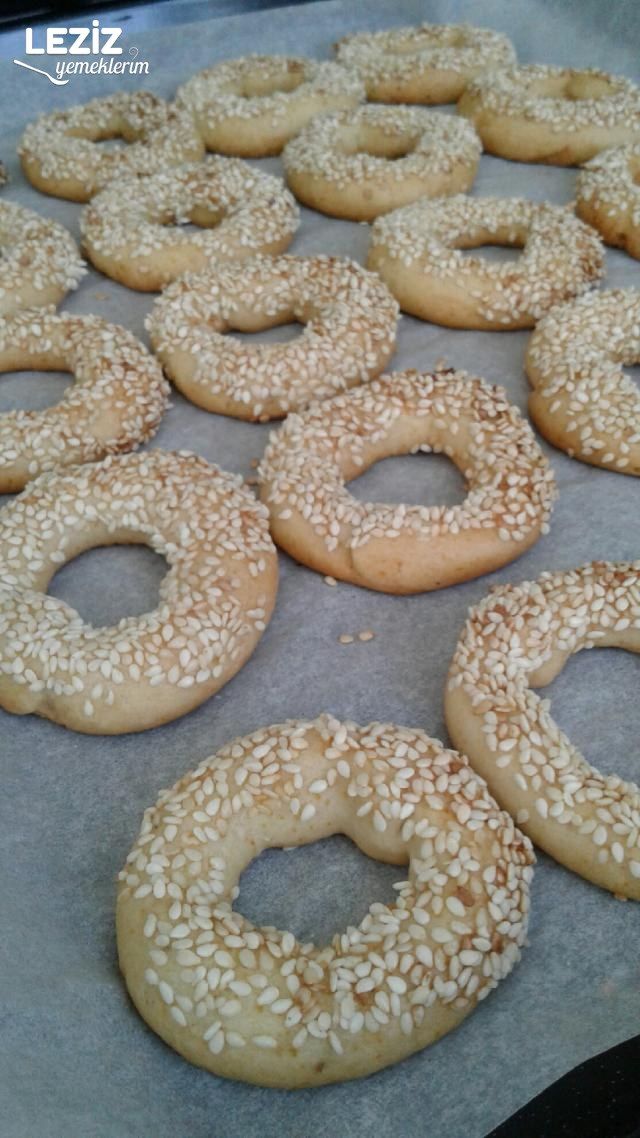 Kandil Simidi Tarifi (Az Malzemeli)