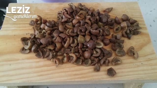 Kıymalı Yeşil Zeytin Kavurması