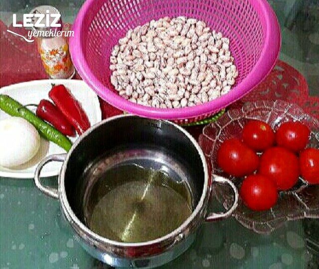 8 Dakikada Düdüklüde Barbunya Yemeği