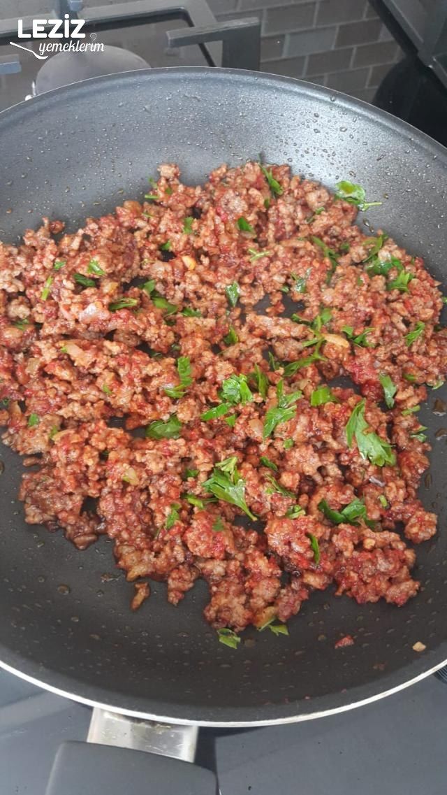 Nefis Karnıyarık Tarifi (Tam Ölçülü)