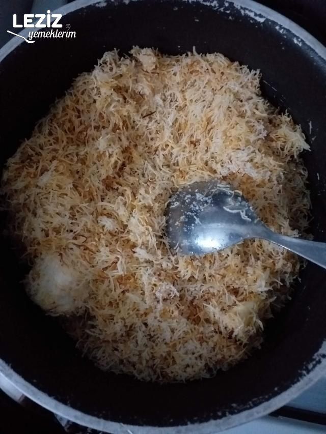 Muhallebili Kadayıf Tarifi (Aşama Fotoğraflarıyla)