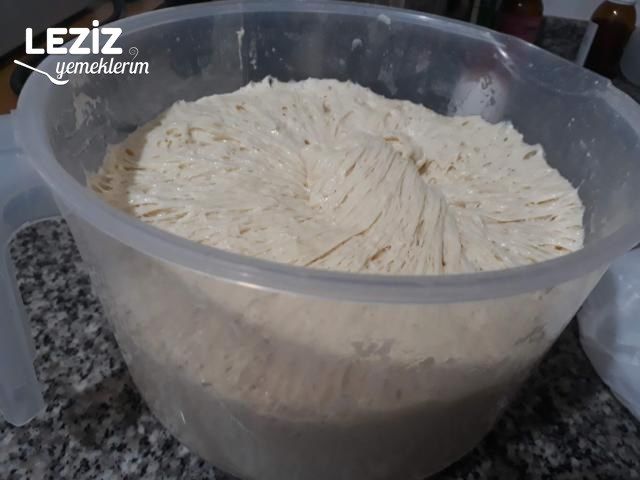 Karaköy Poğaçası Tarifi (Hakiki)