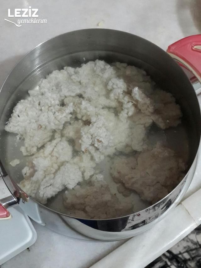 Avşar Tarhanası Çorbası (Dövme Çorba)