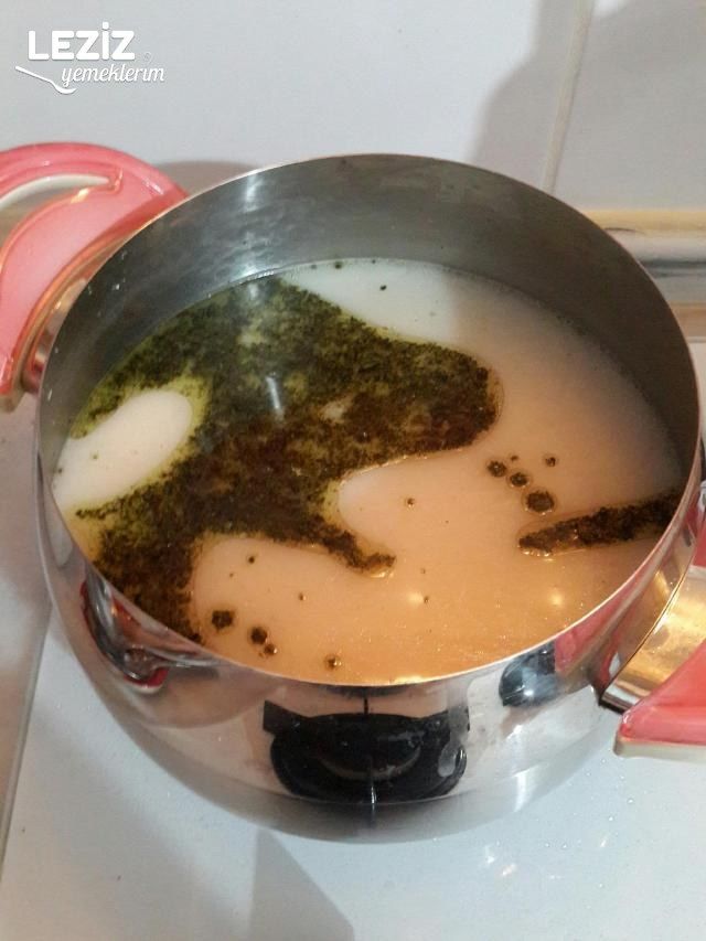 Avşar Tarhanası Çorbası (Dövme Çorba)