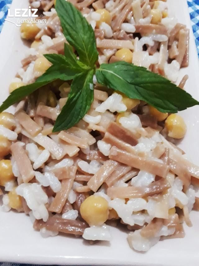 Erişteli Nohutlu Pirinç Pilavı