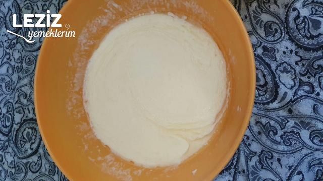 Hazır Yufkadan Nefis Peynirli Börek