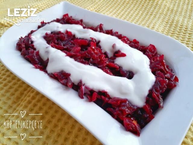 Yoğurtlu Kırmızı Pancar Salatası