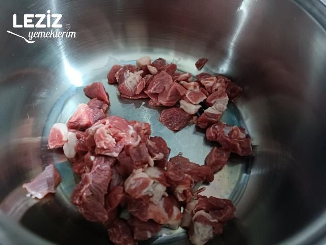 Yoğurtlu Etli Patates Çorbası
