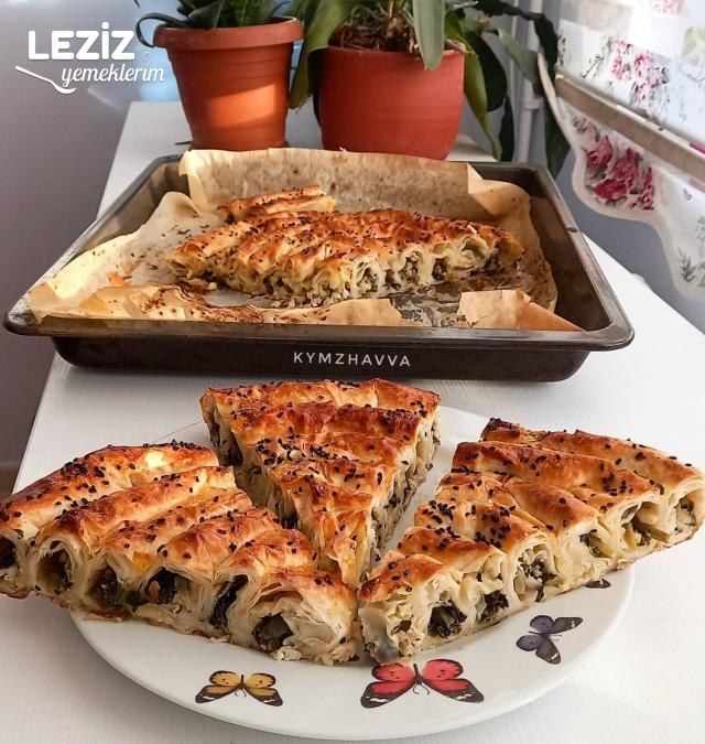 Ispanaklı Dolama Börek