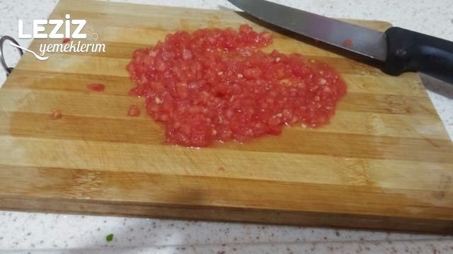 Nefis Acılı Ezme Tarifi