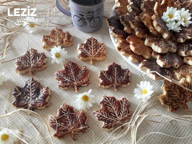 Tuzlu Yaprak Kurabiye (Ağızda Dağılan)