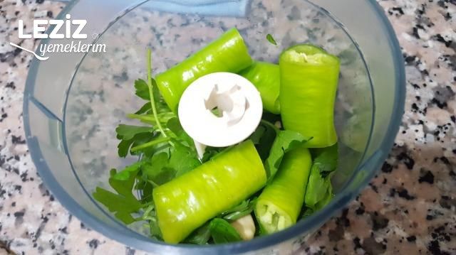 5 Dk’da Nefis Pratik Sarımsaklı Acı Sos (Şahane)