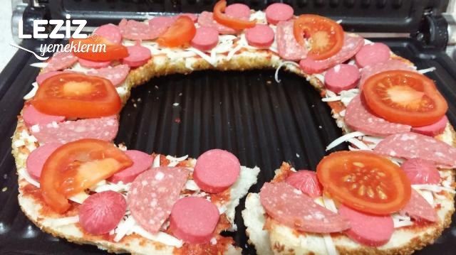 5 Dakikada Nefis Simit Pizza Tostu