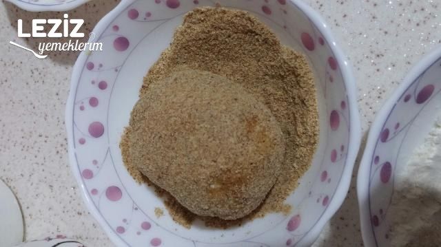 Patates Topları İçinde Sürpriz Yumurtalar