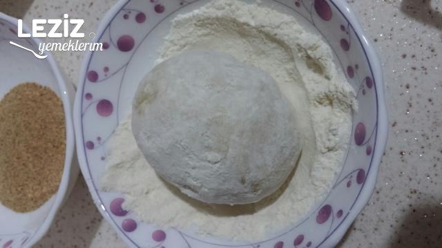 Patates Topları İçinde Sürpriz Yumurtalar