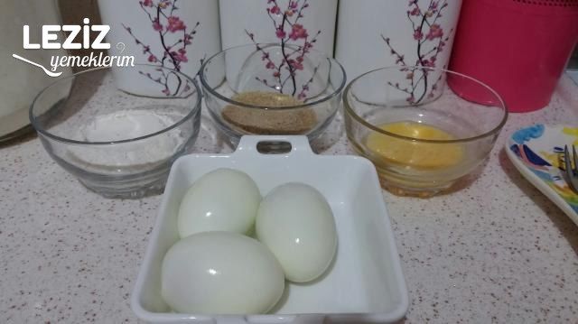 Patates Topları İçinde Sürpriz Yumurtalar