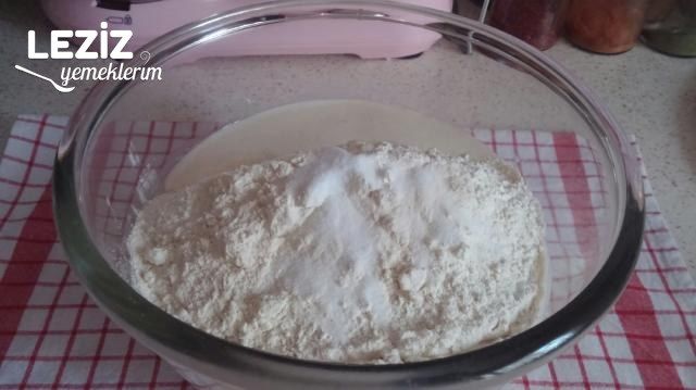 Ertesi Gün Dahi Yumuşacık Olan Sütlü Poğaça