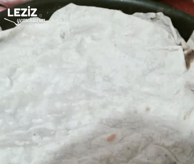 İçli Börek (Çullu Börek)
