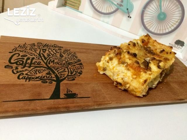 Ragü Soslu Lazanya