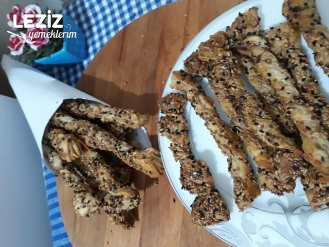 Çıtır Milföy Çubukları Nasıl Yapılır?