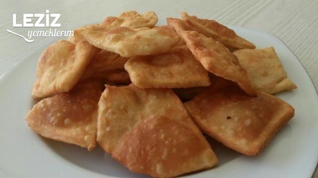 Kızarmış Çıtır Hamurlar