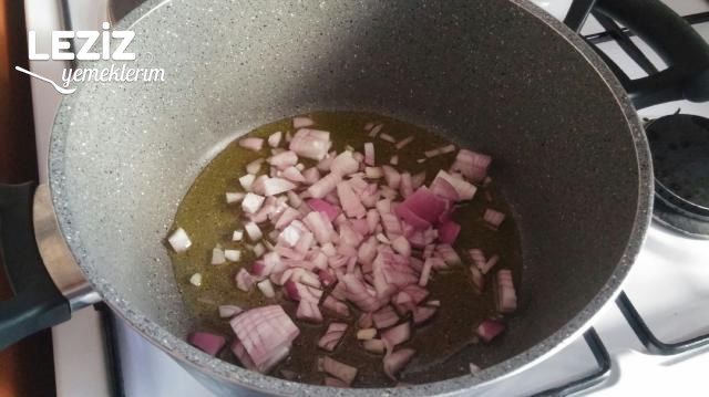 Enfes Kıymalı Taze Fasulye Boranisi