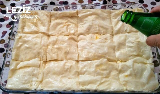 Sodalı Tepsi Böreği Nasıl Yapılır