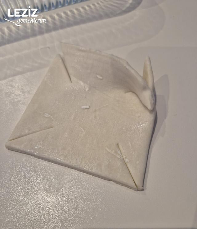 Milföy Çanağında Tavuk Nasıl Yapılır