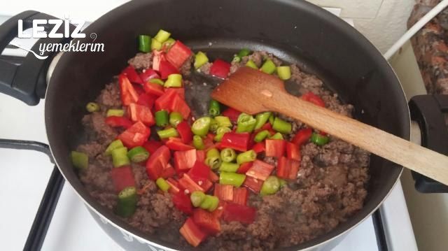 Kıymalı Mantar Yemeği