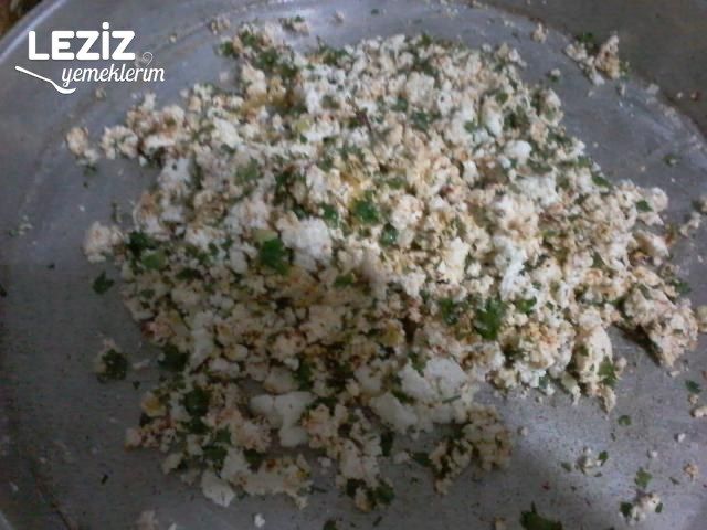 Taze Peynir İle Börek Harcı Nasıl Yapılır?
