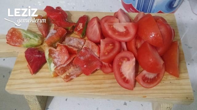 Tepside Domatesli Parmak Kebabı