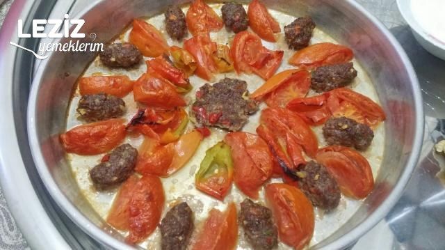 Tepside Domatesli Parmak Kebabı