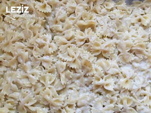 Fırında Beşamel Soslu Kıymalı Makarna